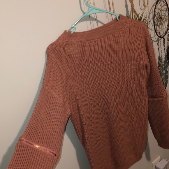 sweater - Picture 2 of 2